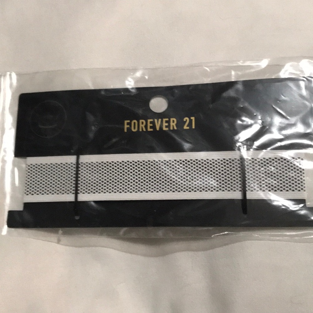 Forever 21 choker